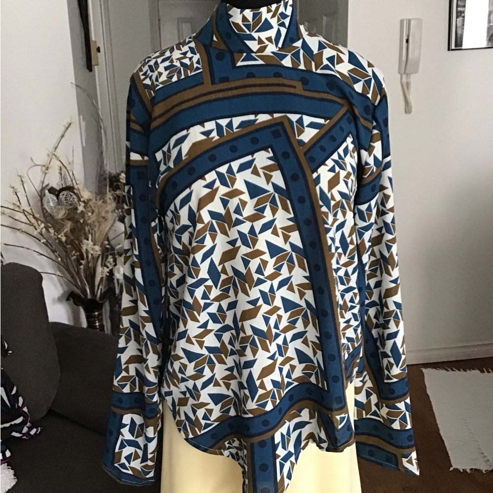 37 - Zara Multi Color Top